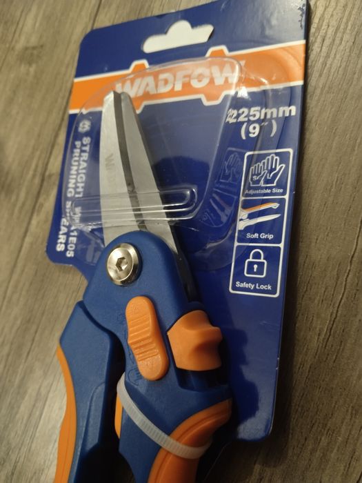 Молоток гвозьдадёр отвертки + замок газовый ключ  резьбовой ключ