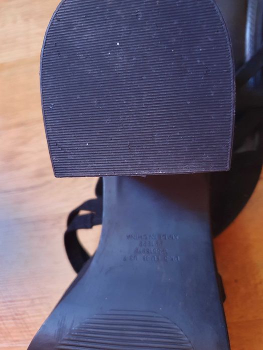 sandale de seara cu talpa groasa, nr.38 , toc 9 cm .