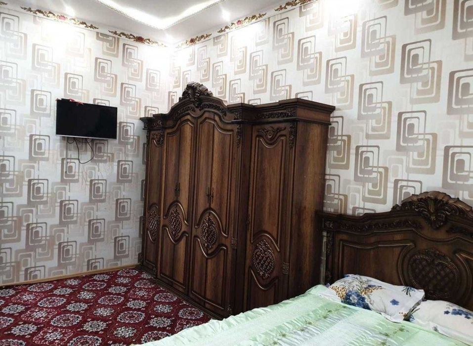 Pasportniy stol tomonda 2 xonali uy sotiladi