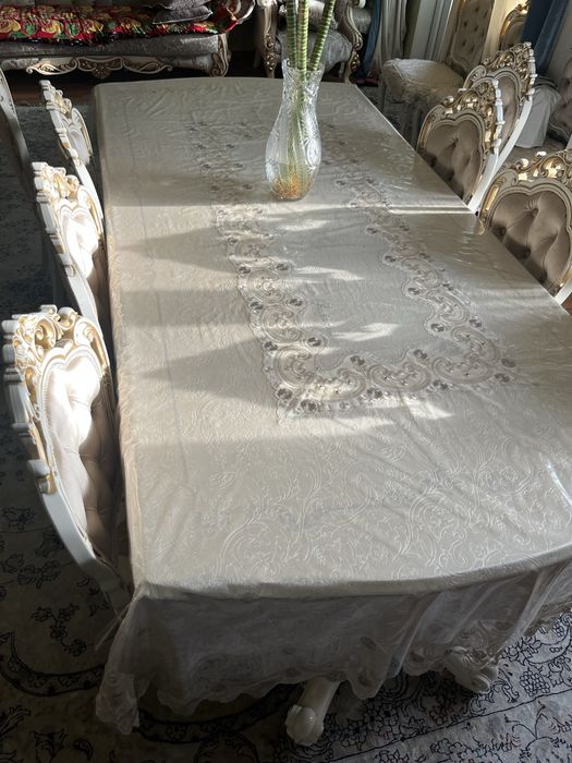 Стулья гостинные