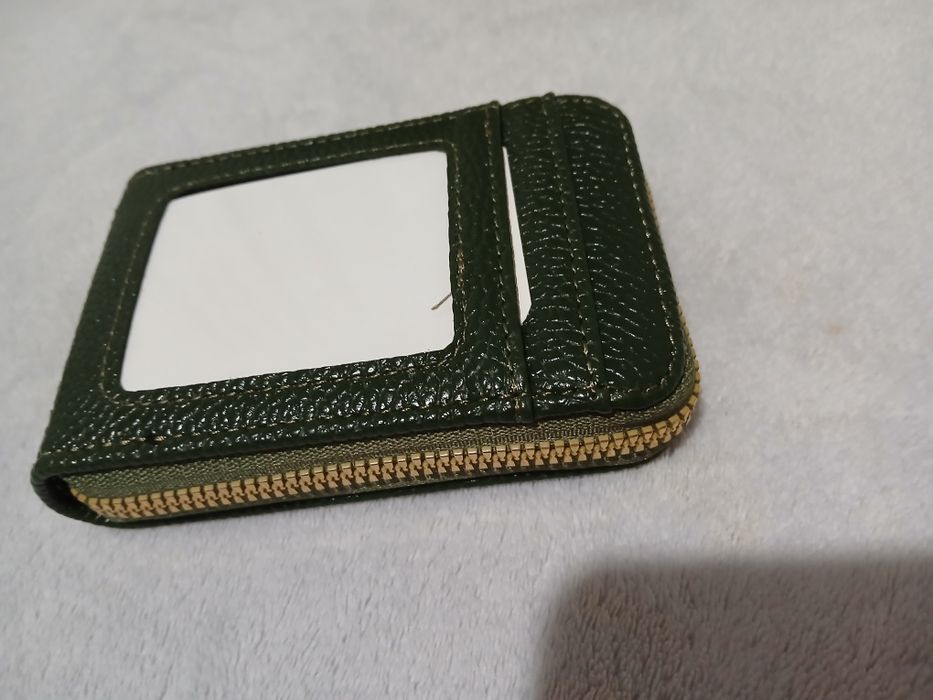 Ново портмоне за карти