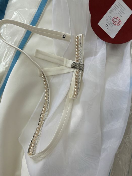 Свадебное плтаье