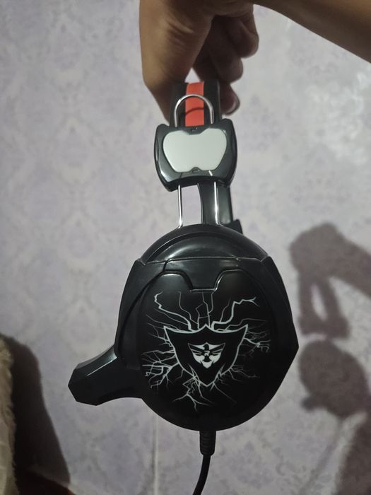 Игровые наушники