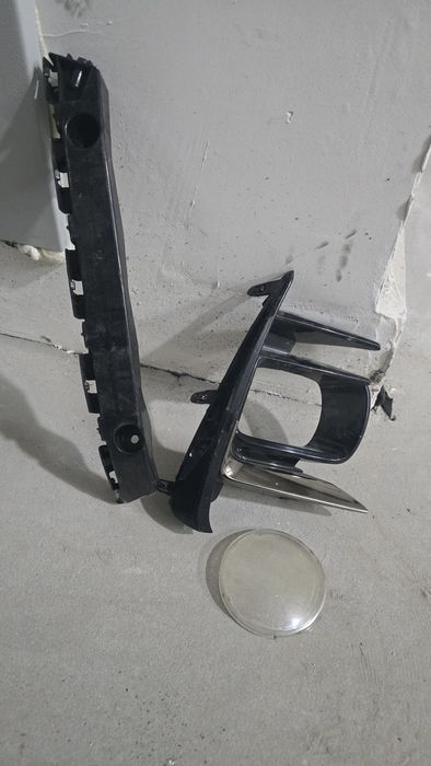 ПРОДАМ  запчаст на тойота Сиенна