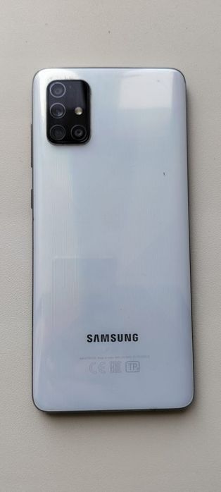 Продаю Самсунг А71 ,128гб,в комплекте