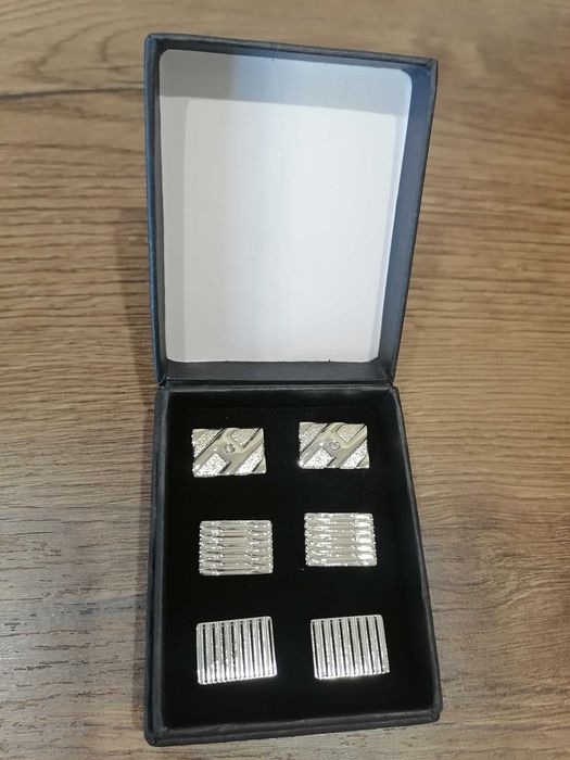 к-т 3 чифта нови ръкавели Oriflame