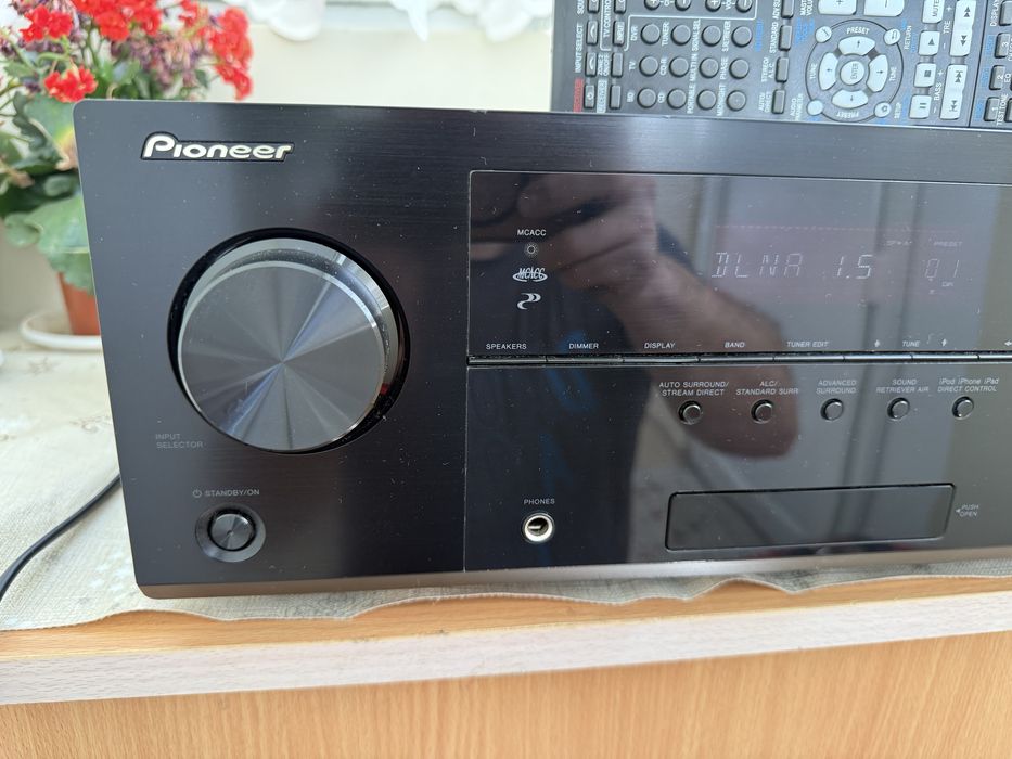 Pioneer VSX-827 ресивър
