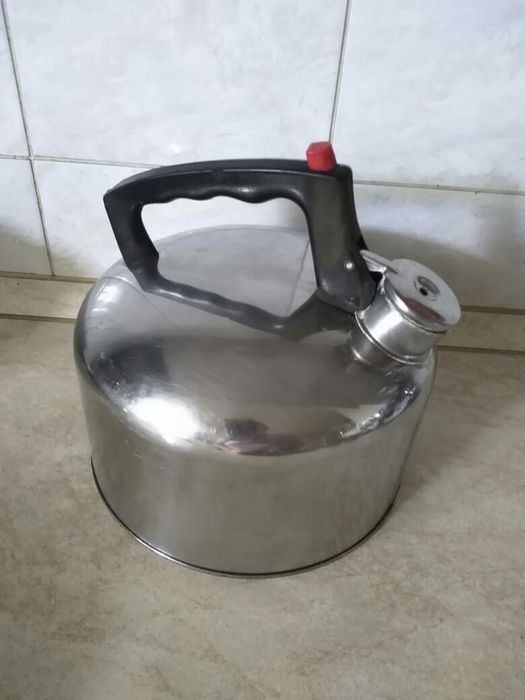 Чайник со свистком