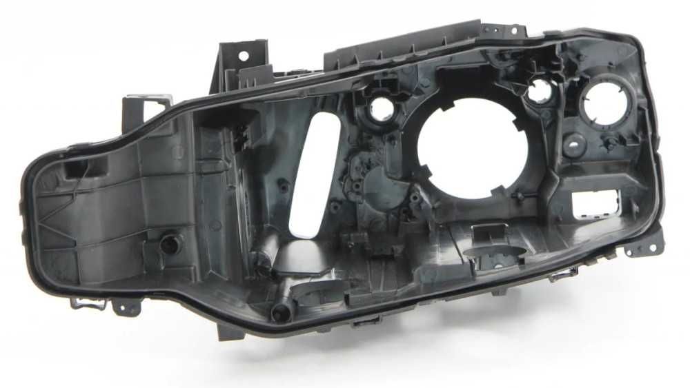 Carcasa farpentru BMW Seria 3 F30, F31 far cu Xenon (2011 - 2015)