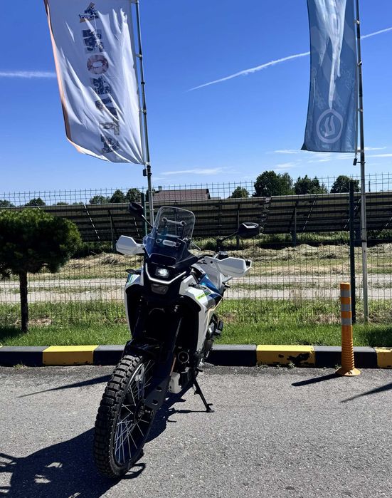 Motocicleta CFMOTO 450MT '26