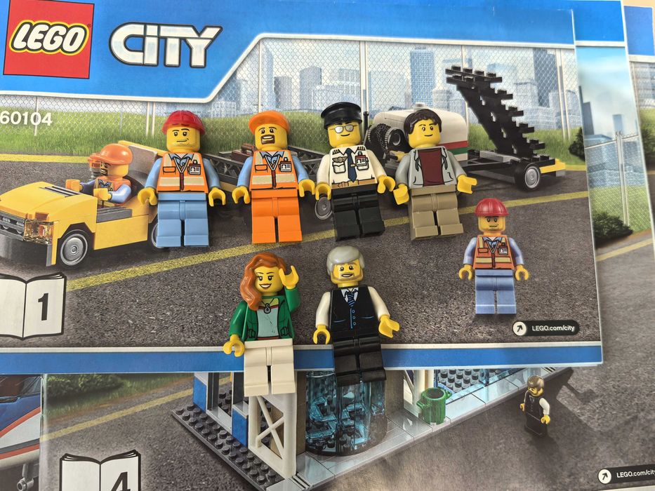 LEGO City 60104 Пътнически терминал