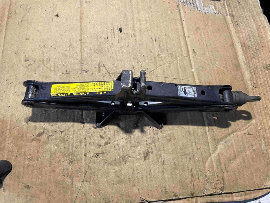 Авариен Крик Авто Крик Toyota Prius