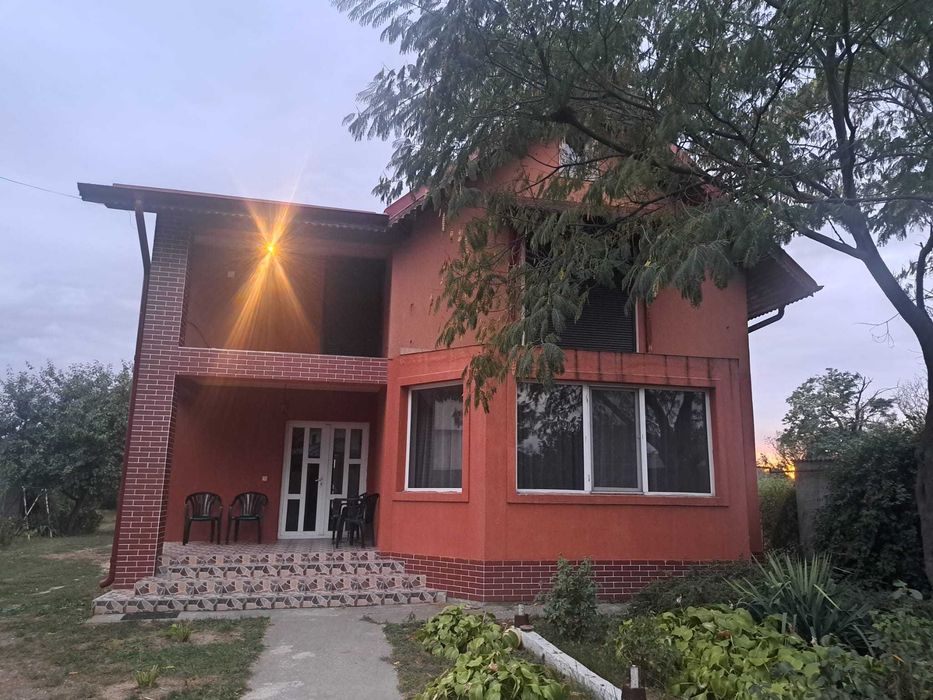 Casă de vânzare Săbăreni