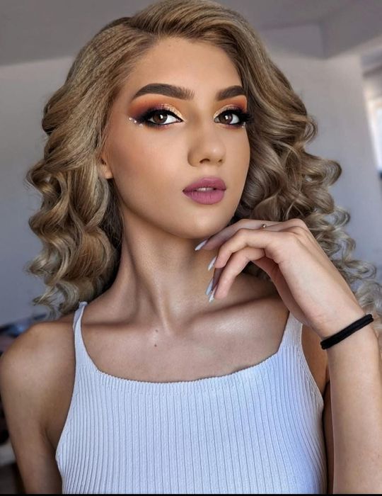 Make-up & coafură ( Craiova)