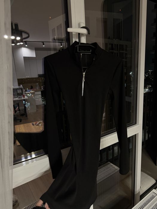 Платья в идеальном состоянии дешево