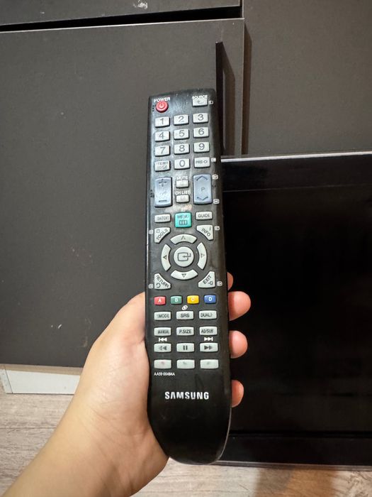 Телевизор самсунг LE32D451G3W