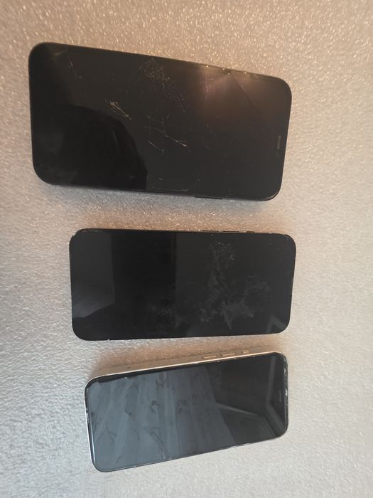 12/13 Iphone за части