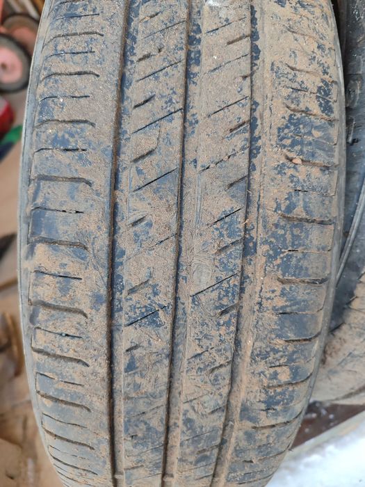Продам автошины летние на Киа Рио