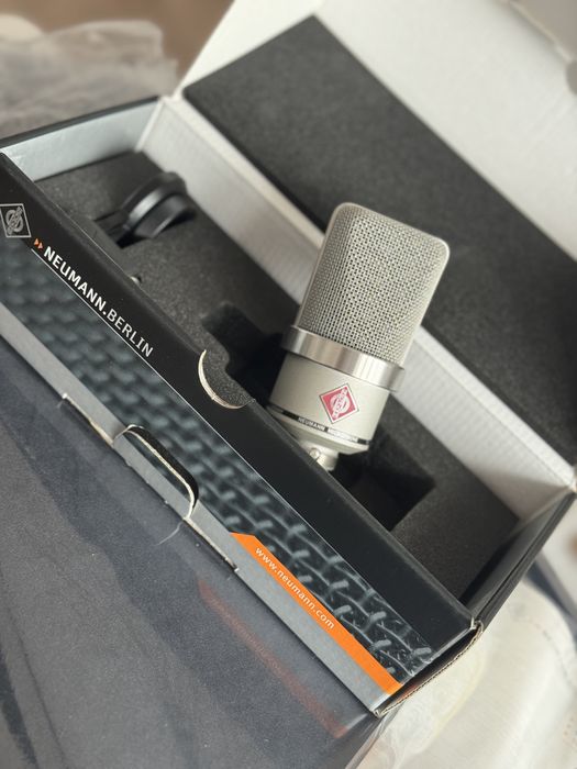 Microfon profesional studio Neumann TLM 102 – stare impecabilă