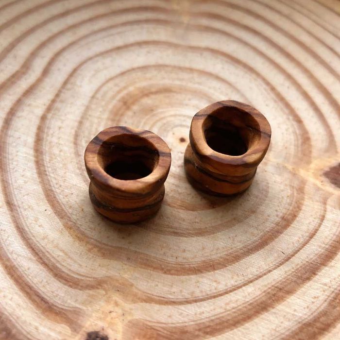 Ръчно изработени дървени флешове (ear plugs)