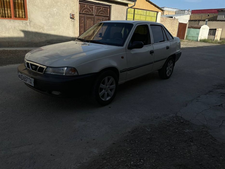 Neksiya sos lukis kansaner