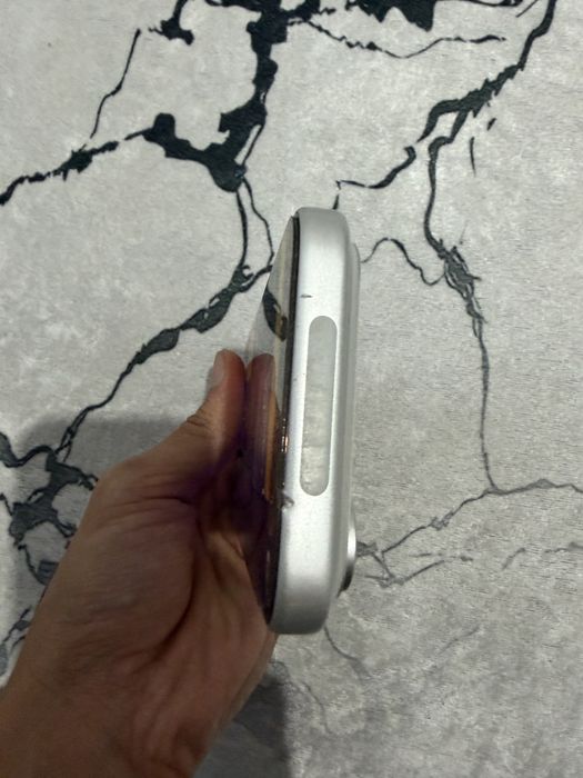iPhone 17 pro silver