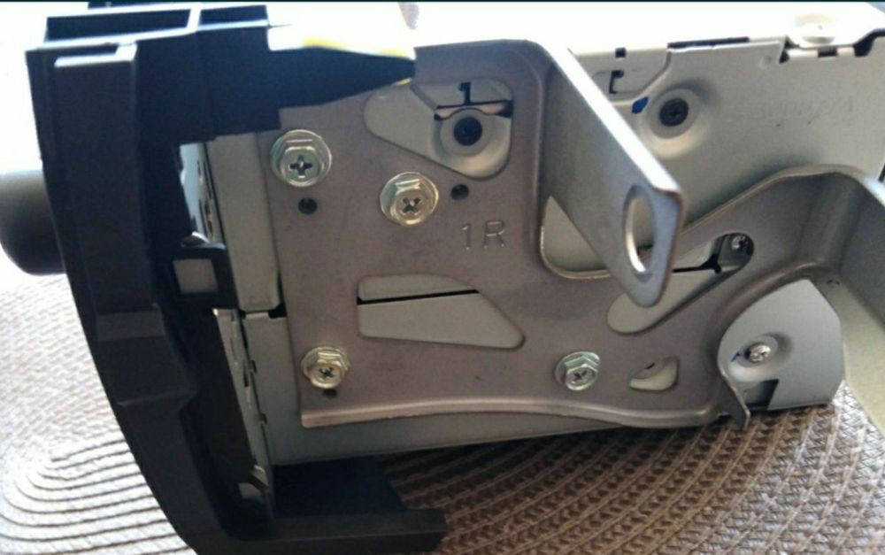 Оргинално CD за Рав4 2008г.