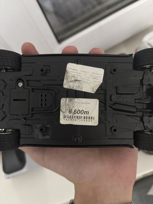 коллекция металлических машинок