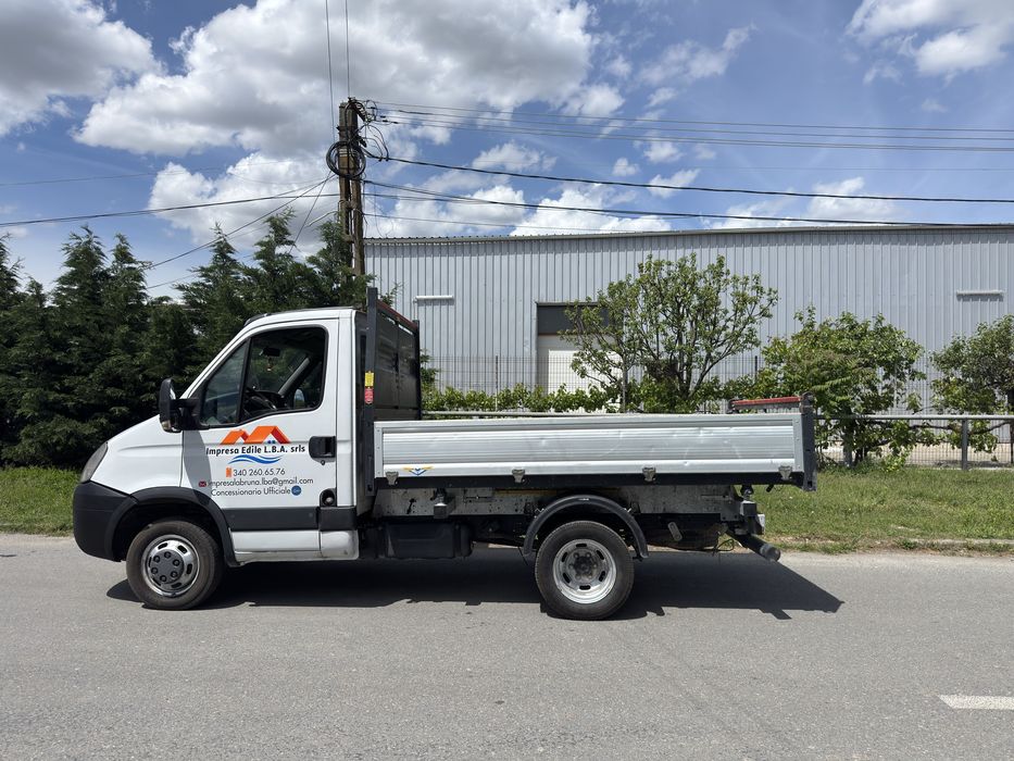 Iveco basculabil 3 parti impecabila bena 3/10/2  originala