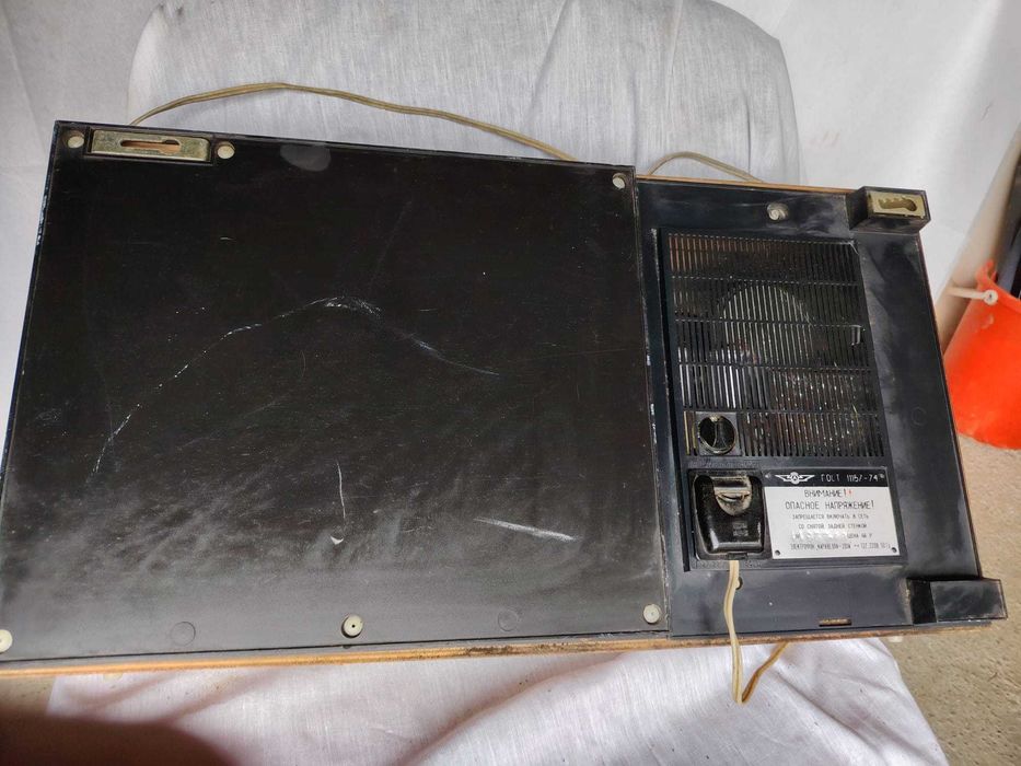 Radio pickup rusesc vechi