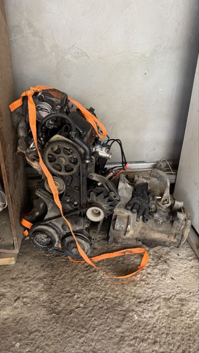 Пассат Б3 матор 2Е