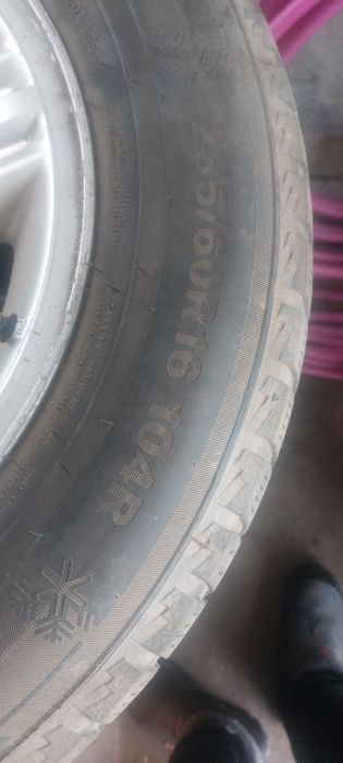Шины с дисками на Рав 4