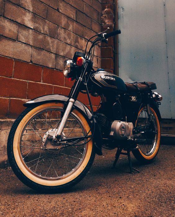 Suzuki K90 лёгкий мотоцикл