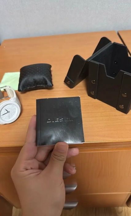 Продам часы Diesel