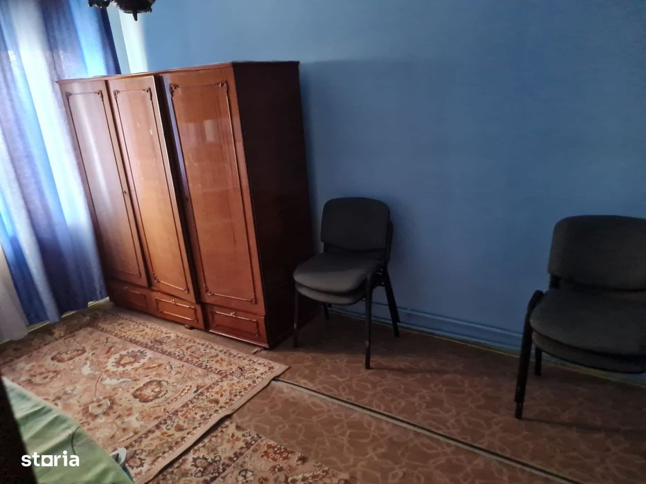 Închiriere apartament 3 camere, zona micro 4 Targoviste