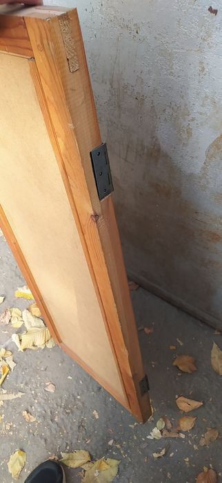 Дверцы деревянные от шкафа .