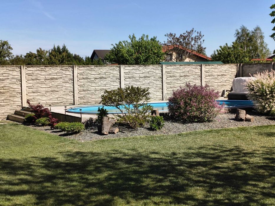 Oază de confort și eleganță în Săcălaz – Proprietate cu piscină, curte generoasă și toate facilitățile pentru o viață fără compromisuri!