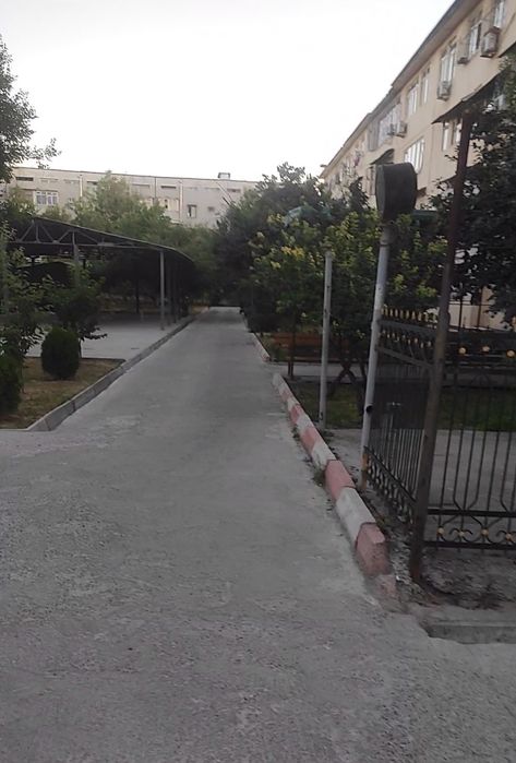 Продаётся 4/3/4 по улице Бунёдкор (метро Чиланзар).