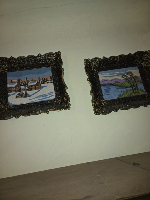 Vand tablouri goblen facut manual cu rama lemn sculptata manual