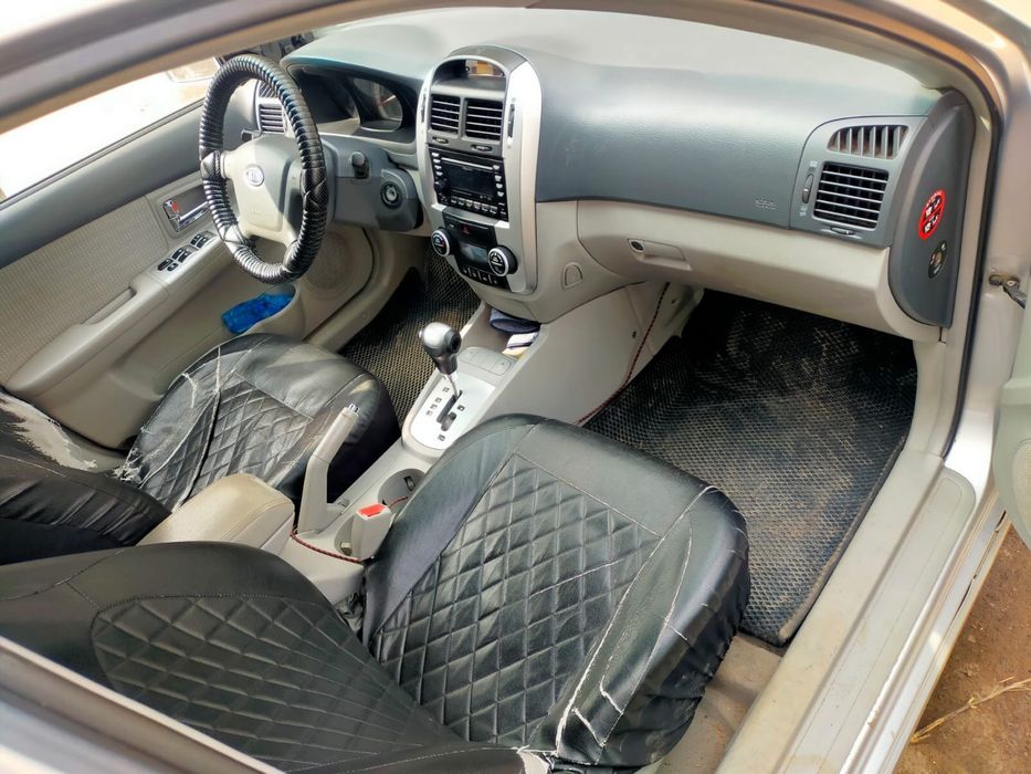 Продам машину  Kia Cerato