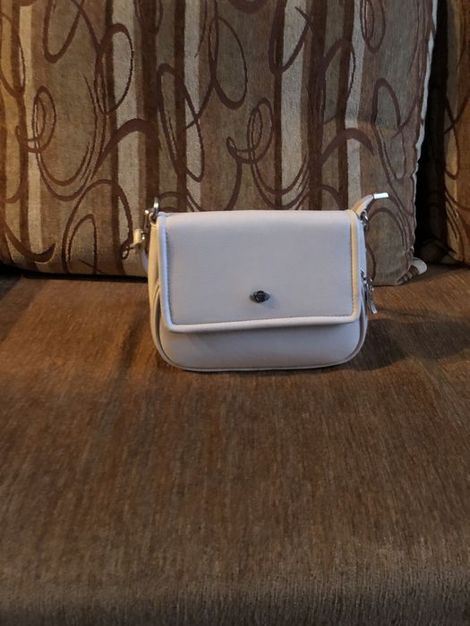 Сумочка женская продам