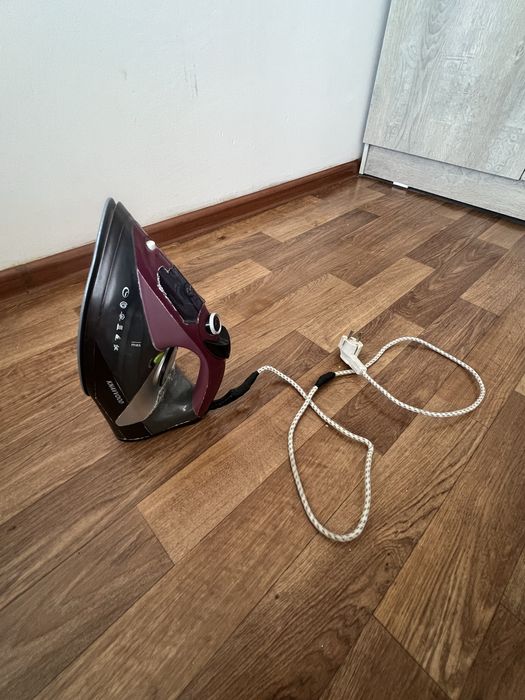 Утюг с паром для дома