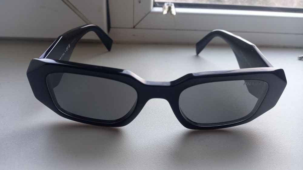 Нови очила Prada