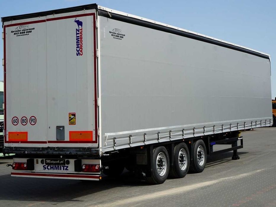 Тентованный полуприцеп SCHMITZ-CARGOBULL