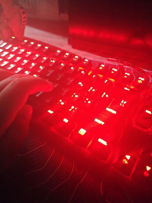 Обмениваю или продаю клавитару