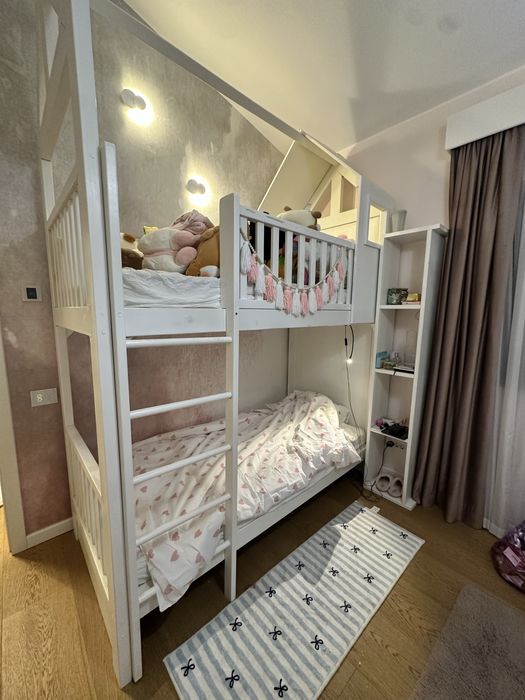 Pat pentru 2 copii cu etaj