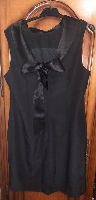 Rochie neagra eleganta