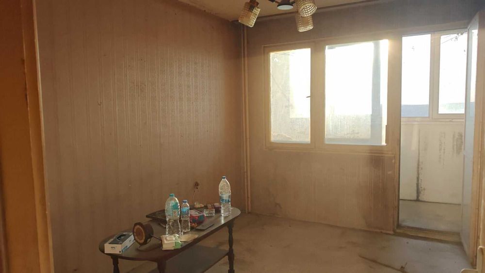 Продава се Двустаен апартамент в Плевен, Дружба 1 - 54 кв.м за 926 €/кв.м - Снимка #1