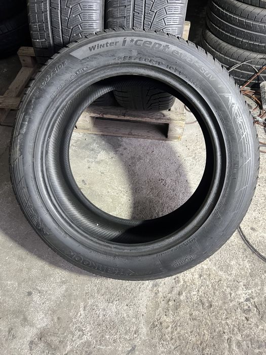 4 anvelope de iarna 255/50/19 Hankook!