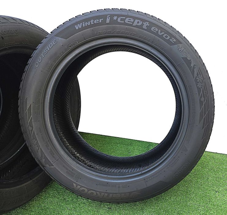 4бр. 205/55/17 HANKOOK Winter ICept evo 2- зимни
